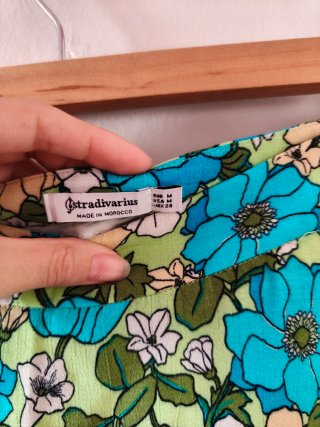 Falda/pantalón Stradivarius floral