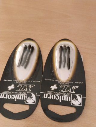 Unicorn XL+ Set de 3 Ejes de Dardos