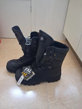 Botas de seguridad FAL Gore-Tex negras