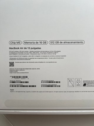 ¡COMO NUEVO! Caja MacBook Air M5 + Bolsa Apple