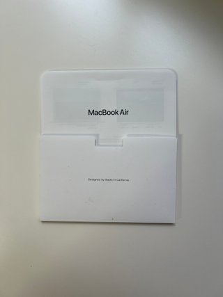 ¡COMO NUEVO! Caja MacBook Air M5 + Bolsa Apple