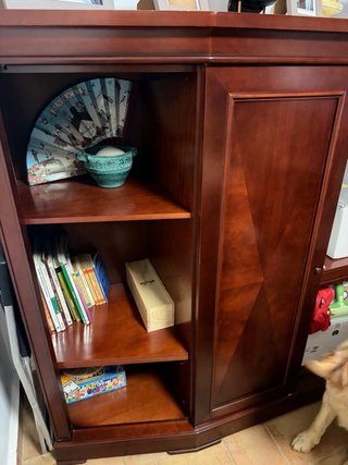 Conjunto Mesa , Sillas y mueble Caoba
