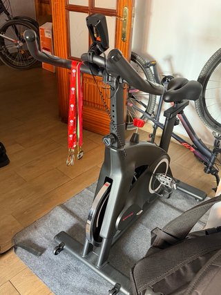 Bicicleta Estática Negra