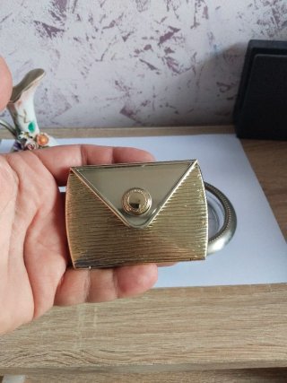 4 Antichi Oggetti Decorativi
