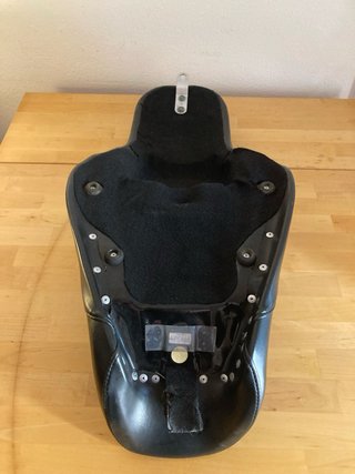 Asiento LePera para Sportster 07-09