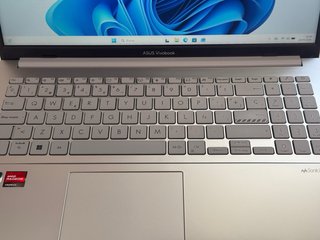 Portátil ASUS Vivobook Go 15 R5, 16G RAM,480GB SSD