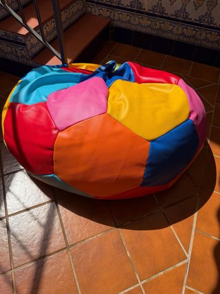 Puff Balón Multicolor Piel Sintética