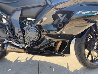 Escape Yamaha R7 SC Project
