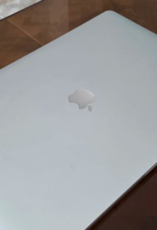 MacBook Pro 15 2017 i7 1TB 16GB Touch Bar