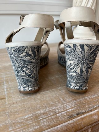 Cuñas Clarks Piel Blancas Flores