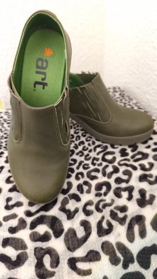 ART Botín Talla 38 Cuero Verde Oliva