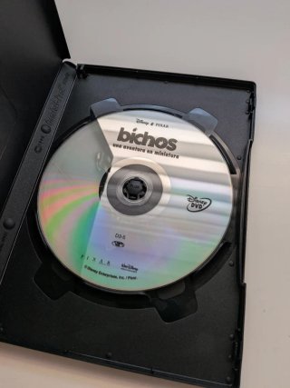 DVD Bichos: Una Aventura en Miniatura