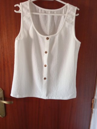 Camiseta sin mangas blanca