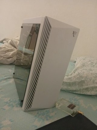 PC Gaming Gigabyte Blanco