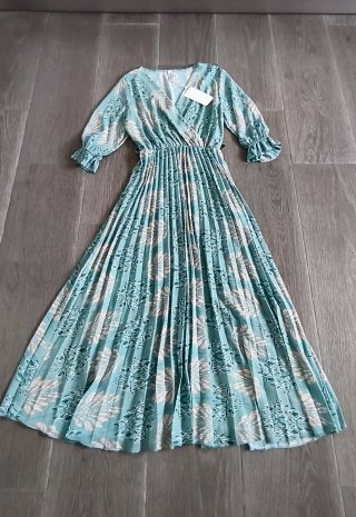 Lote 2 vestidos y camisa verano sin estrenar