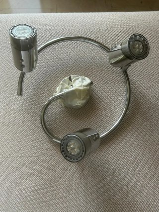 Plafón LED moderno plateado