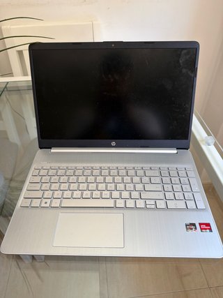 Portátil HP 15s Ryzen 3 5300U 8GB RAM