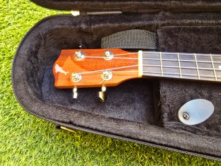 Ukulele tenor Mahi Mahi regolato da ukecosas