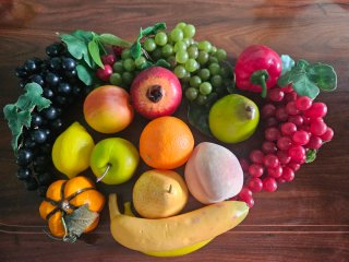Frutas decorativas variadas