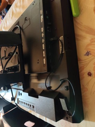 Monitor LG 32SM5J Negro