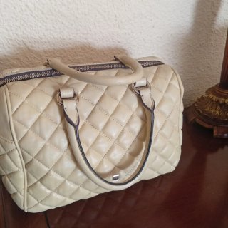 Bolso Purificación García Piel Beige .