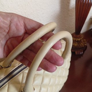 Bolso Purificación García Piel Beige .