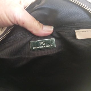 Bolso Purificación García Piel Beige .