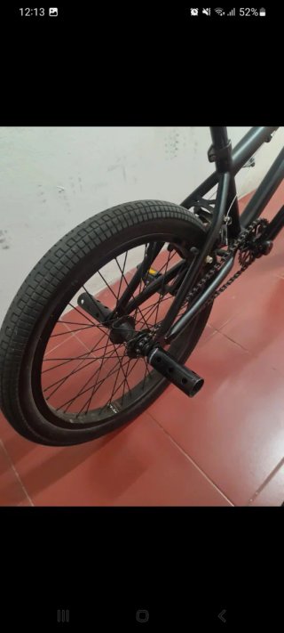 Bicicleta BMX Monty Negra