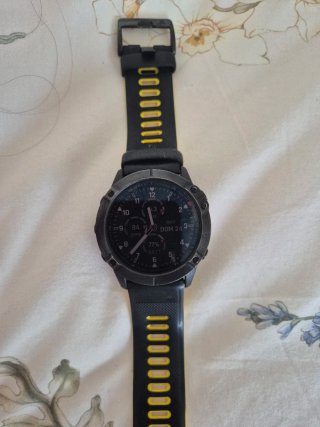 Reloj Garmin 6X Pro Negro/Amarillo + Cable Cargado