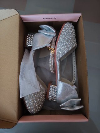 Zapatos de ceremonia plateados para niña