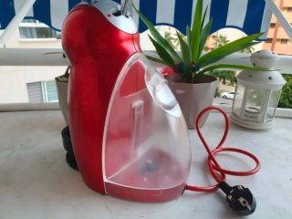 Cafetera Dolce Gusto Roja