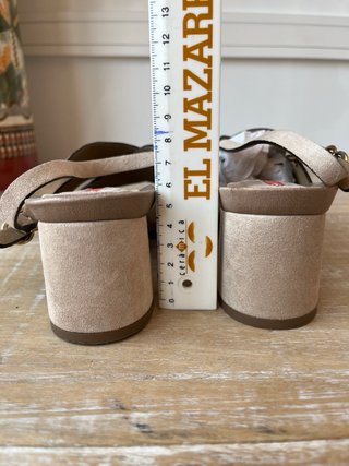 Sandalias P. Miralles ante beige