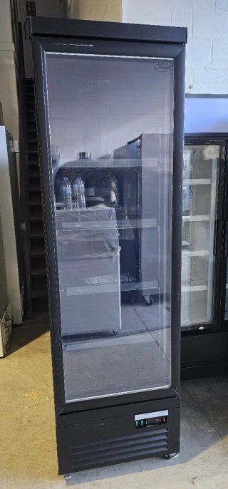 Nevera Vertical Puerta Cristal