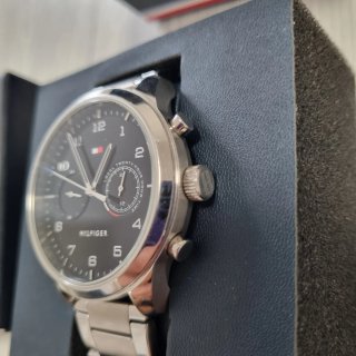 Reloj con caja Tommy Hilfiger hombre