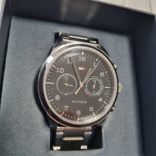 Reloj con caja Tommy Hilfiger hombre