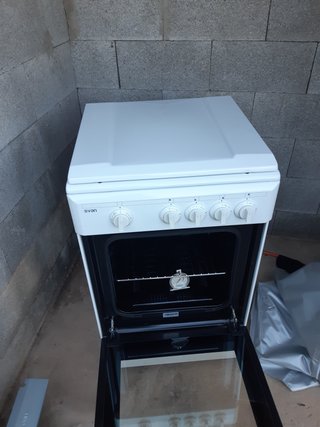 Horno de butano Svan blanco