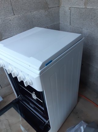 Horno de butano Svan blanco