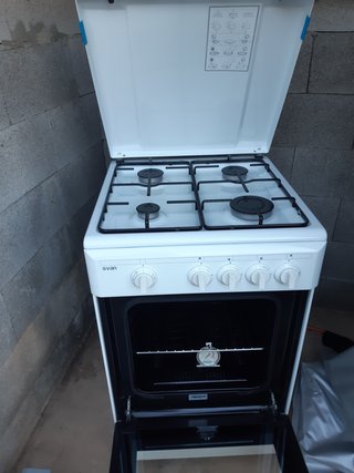 Horno de butano Svan blanco
