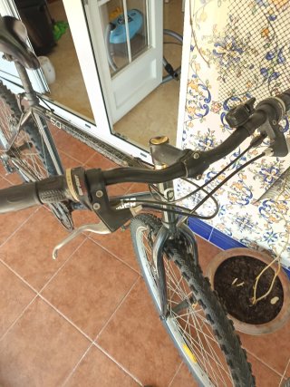 Bicicleta Rockrider 26" Buen estado