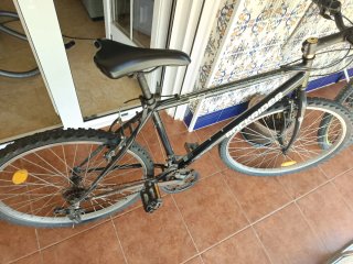 Bicicleta Rockrider 26" Buen estado