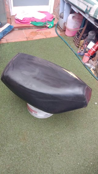 Asiento Honda Wallaroo PK50S