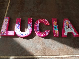Letras madera nombre Lucía