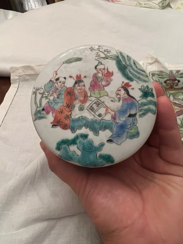 Bote té porcelana china pintado a mano