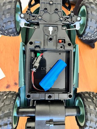 Coche RC 1:16 Off Road pilas recargables