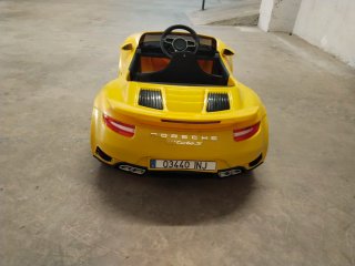 Porsche 911 Turbo S a Batería