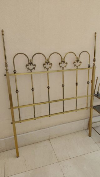 Cabezal cama 90cm y mesita auxiliar