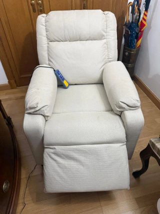 Sillón eléctrico beige tela