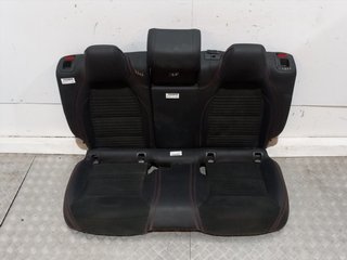 ASIENTOS TRASEROS MERCEDES-BENZ CLASE GLA (BM 156