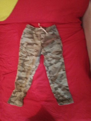 Pantalones y shorts infantiles varios