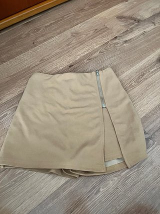 Mango Estampada XS, tejanos stradivarius, falda